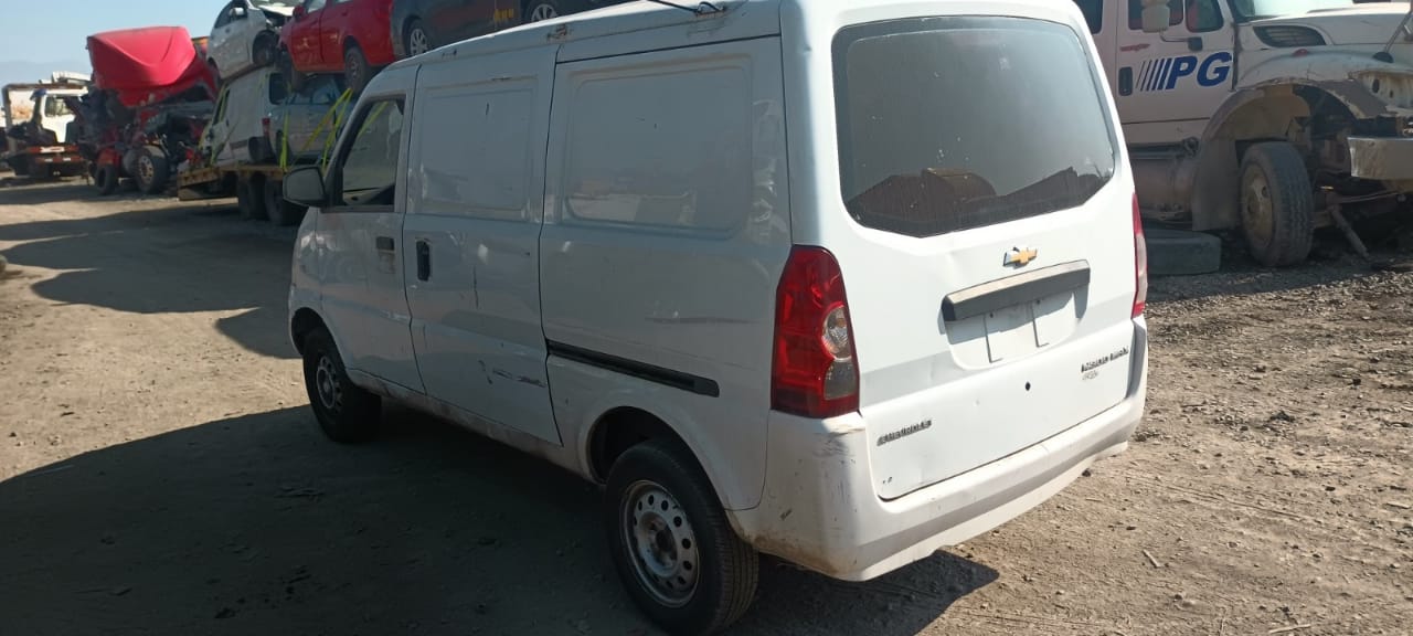  Chevrolet N300 2011    EN DESARME